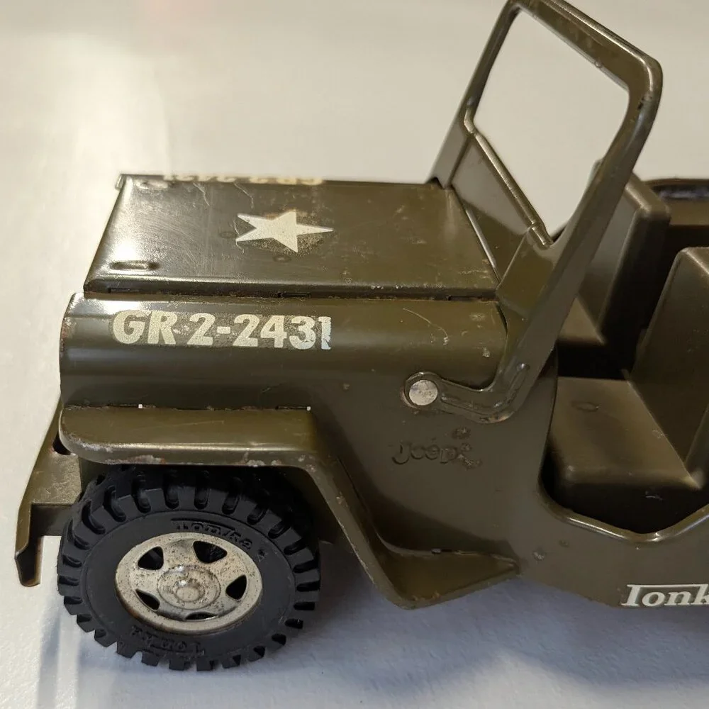 Vintage Tonka Metal Military Jeep